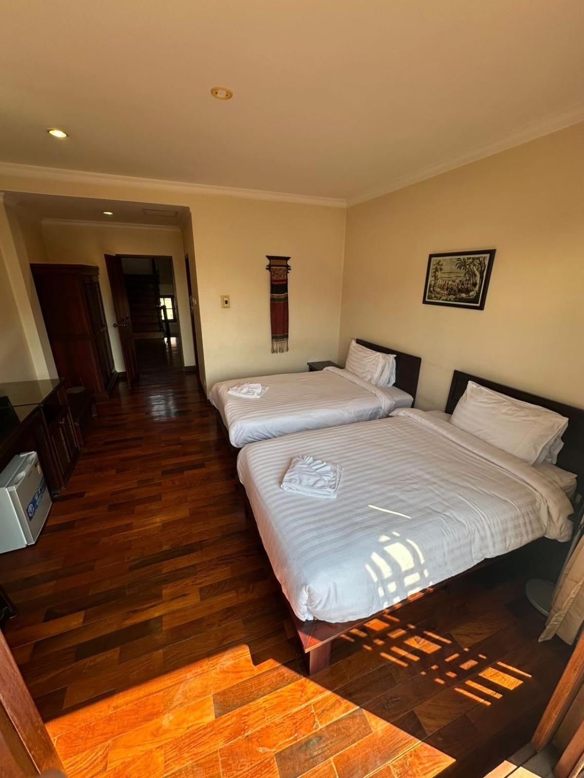 Lanxang Korea Hotel เวียงจันทน์ ภายนอก รูปภาพ