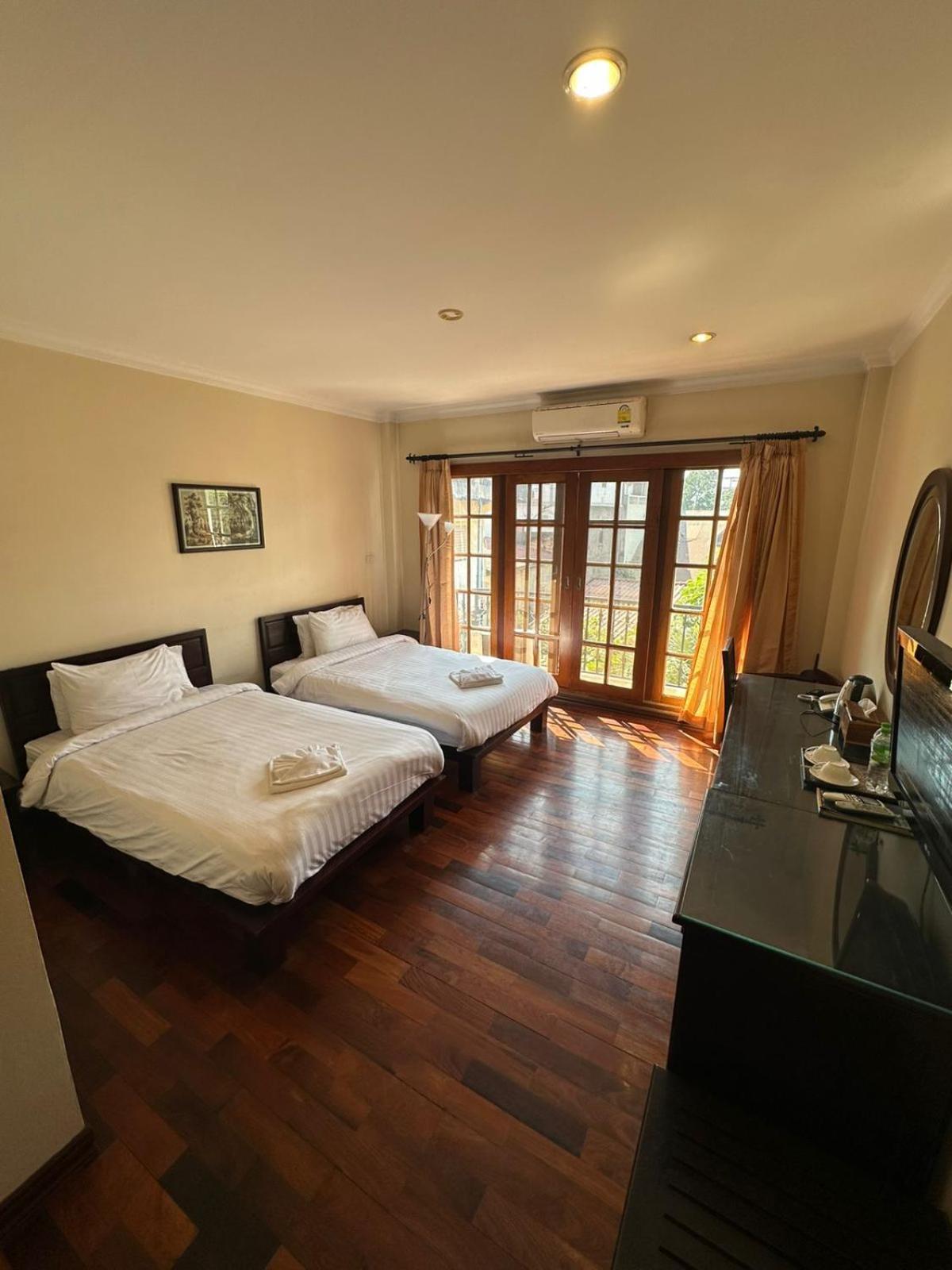Lanxang Korea Hotel เวียงจันทน์ ภายนอก รูปภาพ